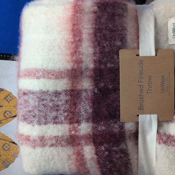 UpWest Fireside Fleece Blanket